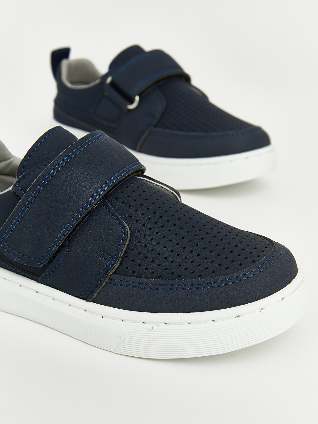 Hook And Loop Boys' Sneakers-2