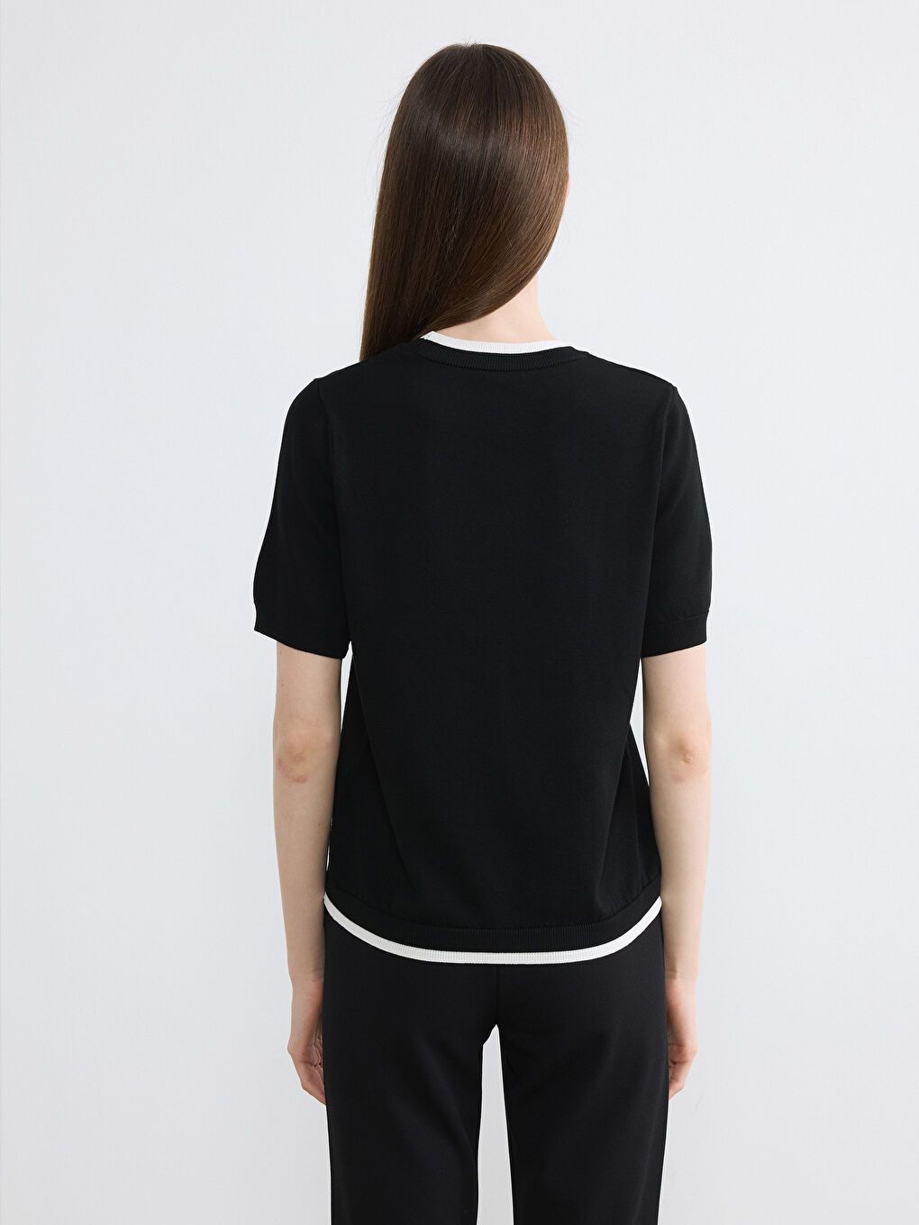 Siyah Bisiklet Yaka Kadın Triko Kazak-3