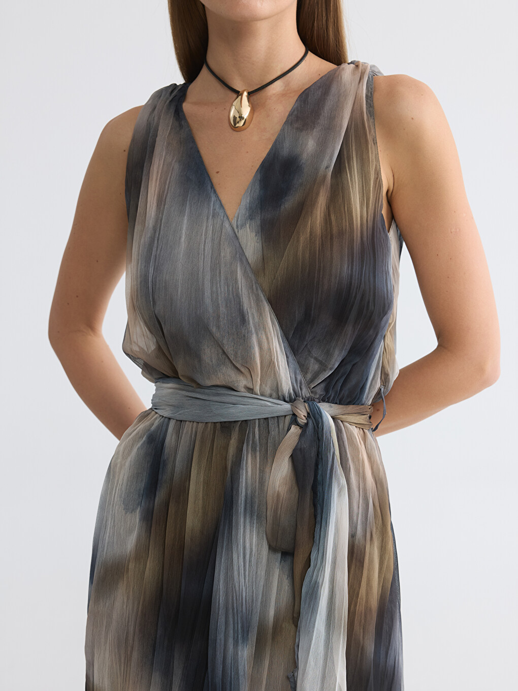 Rochie din șifon în linie A cu decolteu în V și model tie-dye-2