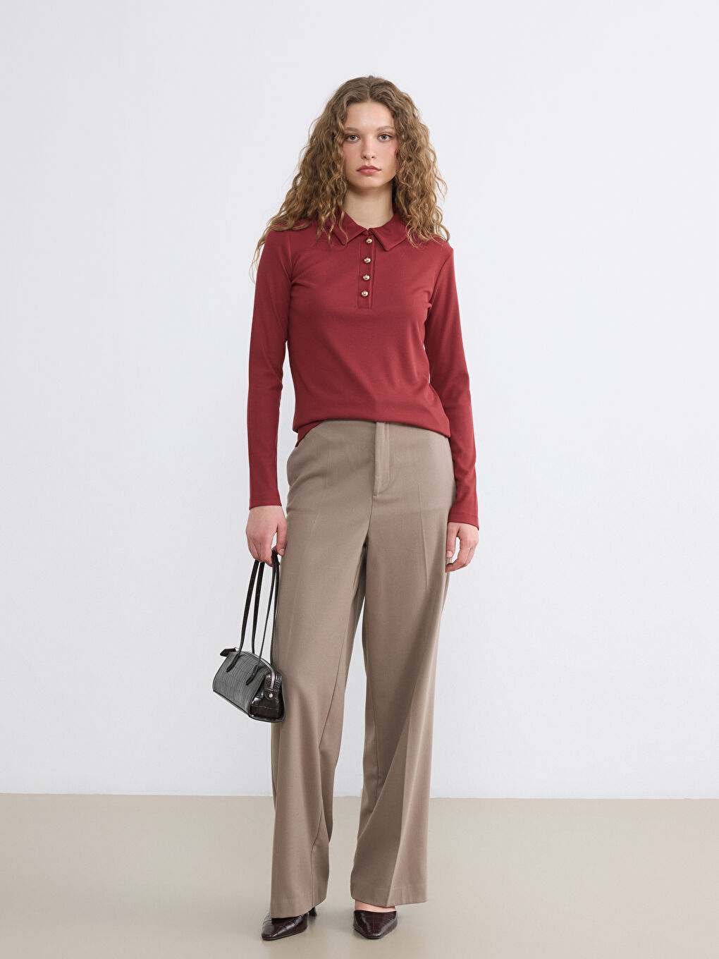 Bordo Polo Yaka Kadın Tişört-1