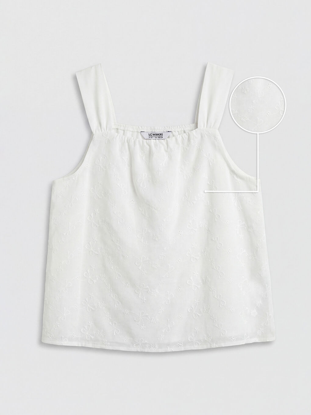 Beyaz Kare Yaka Nakışlı Kız Çocuk Bluz