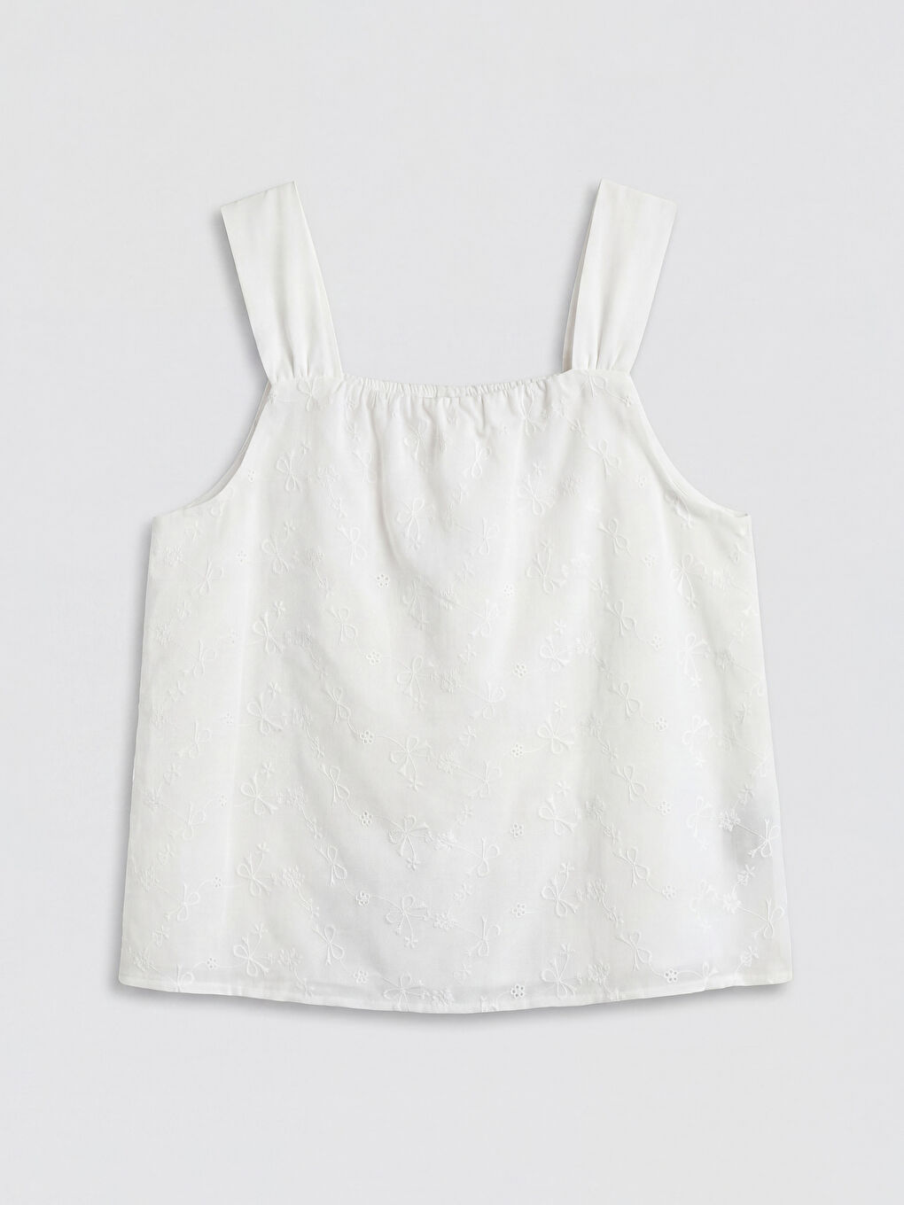 Beyaz Kare Yaka Nakışlı Kız Çocuk Bluz-1