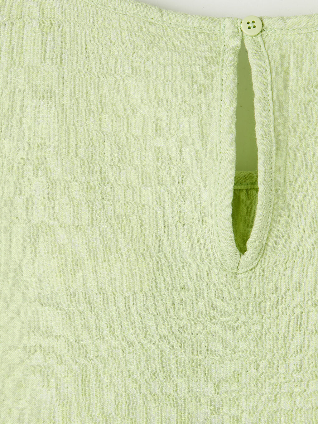 Yeşil Bisiklet Yaka Fırfırlı Kız Çocuk Müslin Bluz-3