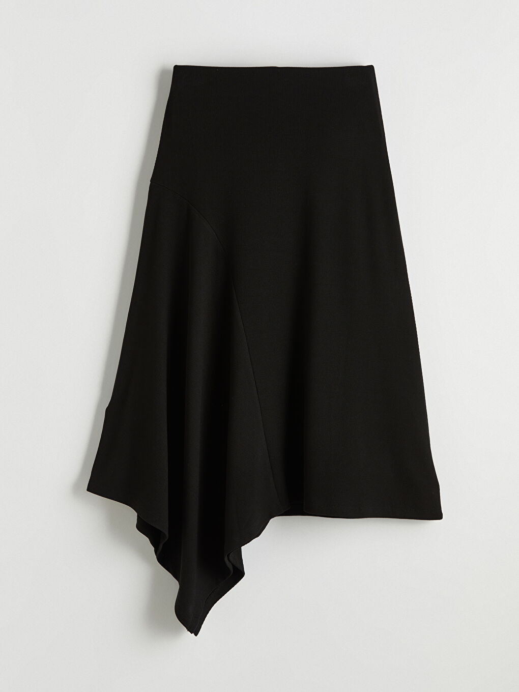 Siyah Beli Lastikli Asimetrik Kesim Etek-6