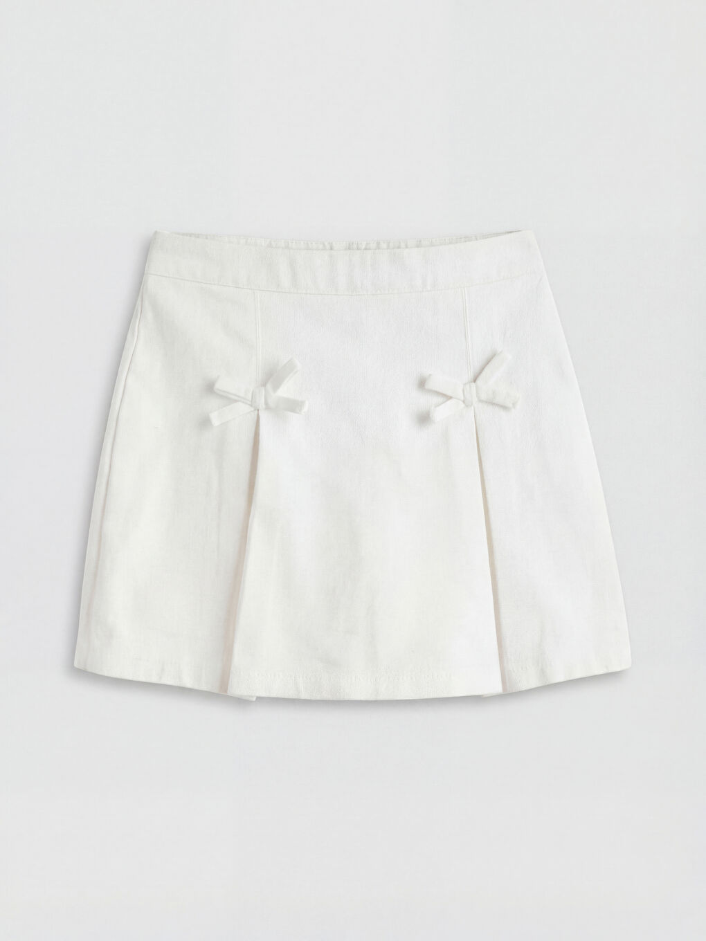 Ekru Kız Çocuk Gabardin Şort ve Çorap-1