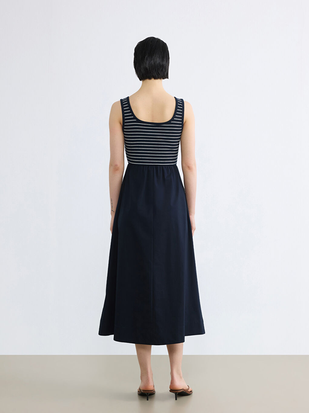 Lacivert  Kare Yaka Çizgili Büzgülü Belden Oturtmalı Elbise-3