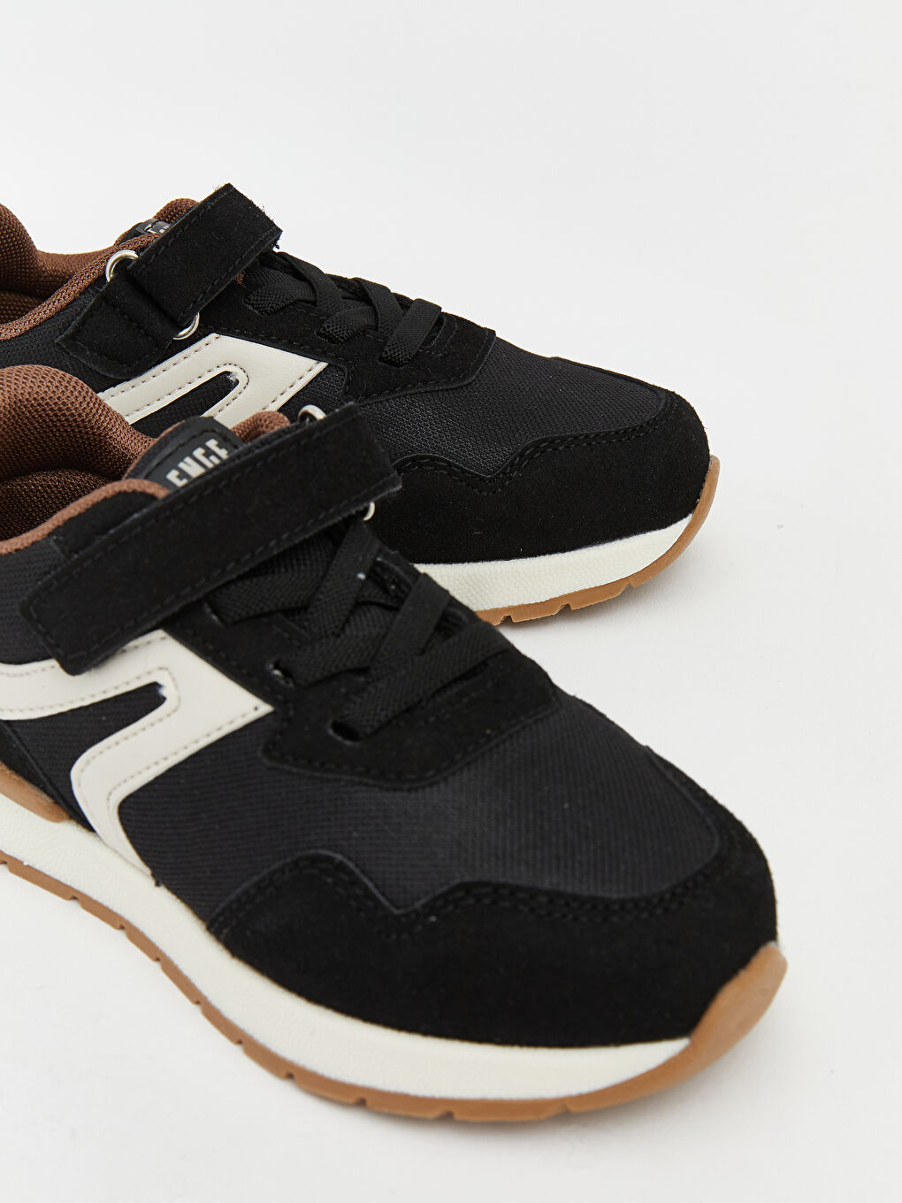 Siyah  Bağcık Ve Cırt Cırtlı Erkek Çocuk Spor Ayakkabı-2