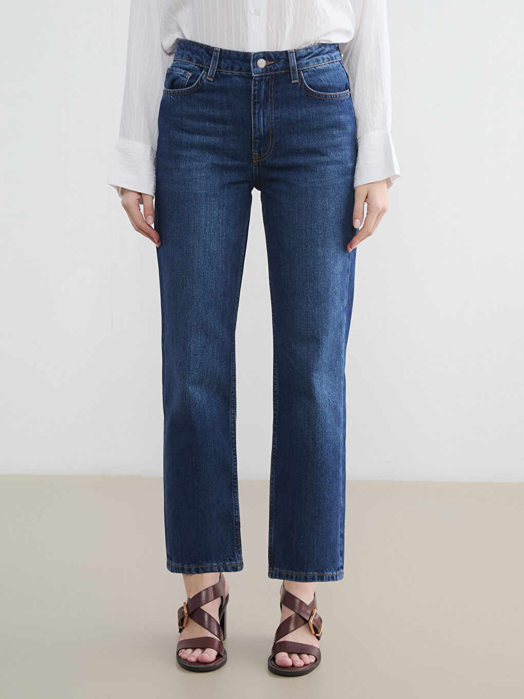 İndigo Straight Fit Kadın Jean Pantolon	-1