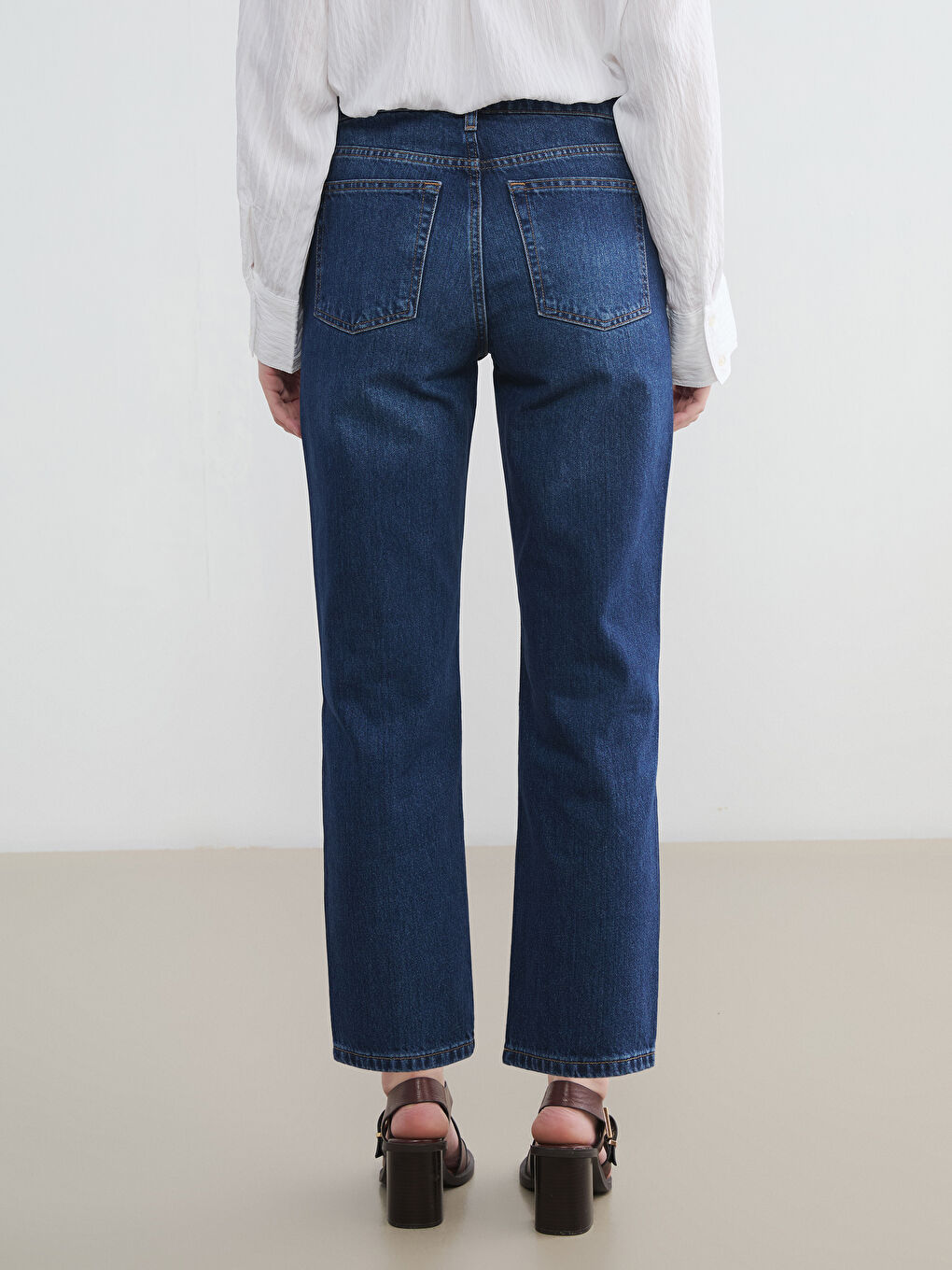 İndigo Straight Fit Kadın Jean Pantolon	-3