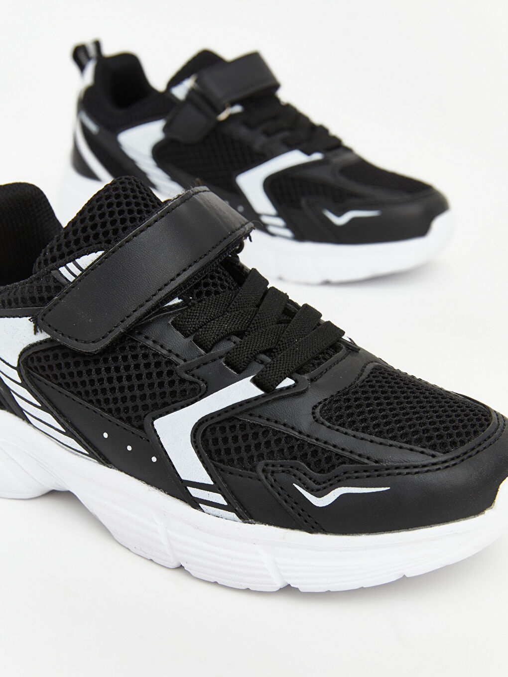 Siyah Fileli Erkek Bebek Spor Ayakkabı-2