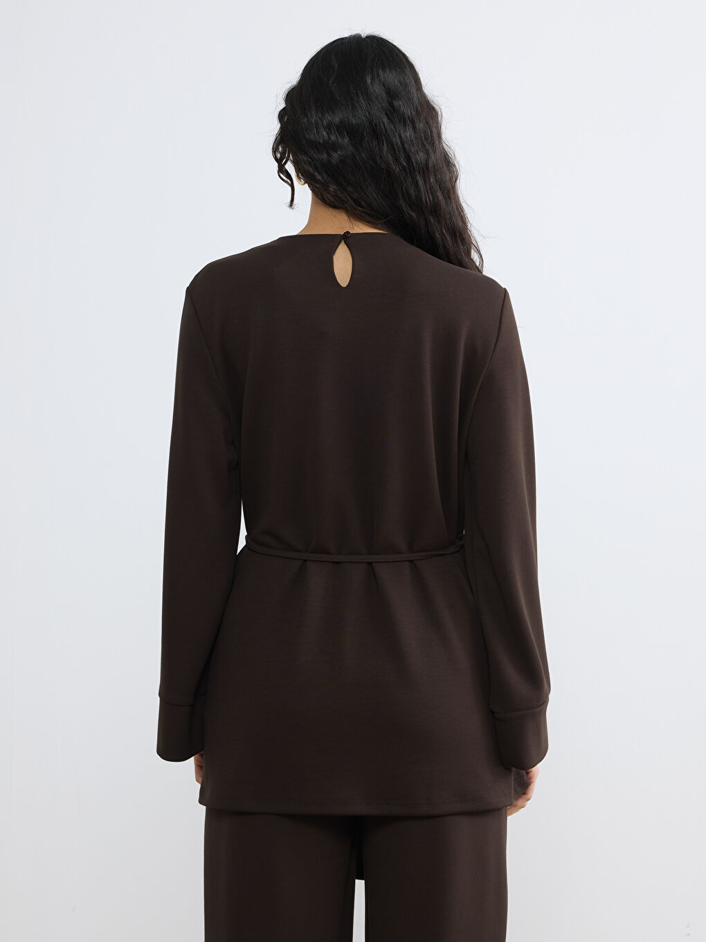 Kahverengi Bisiklet Yaka Kuşaklı Büzgülü Bluz-3