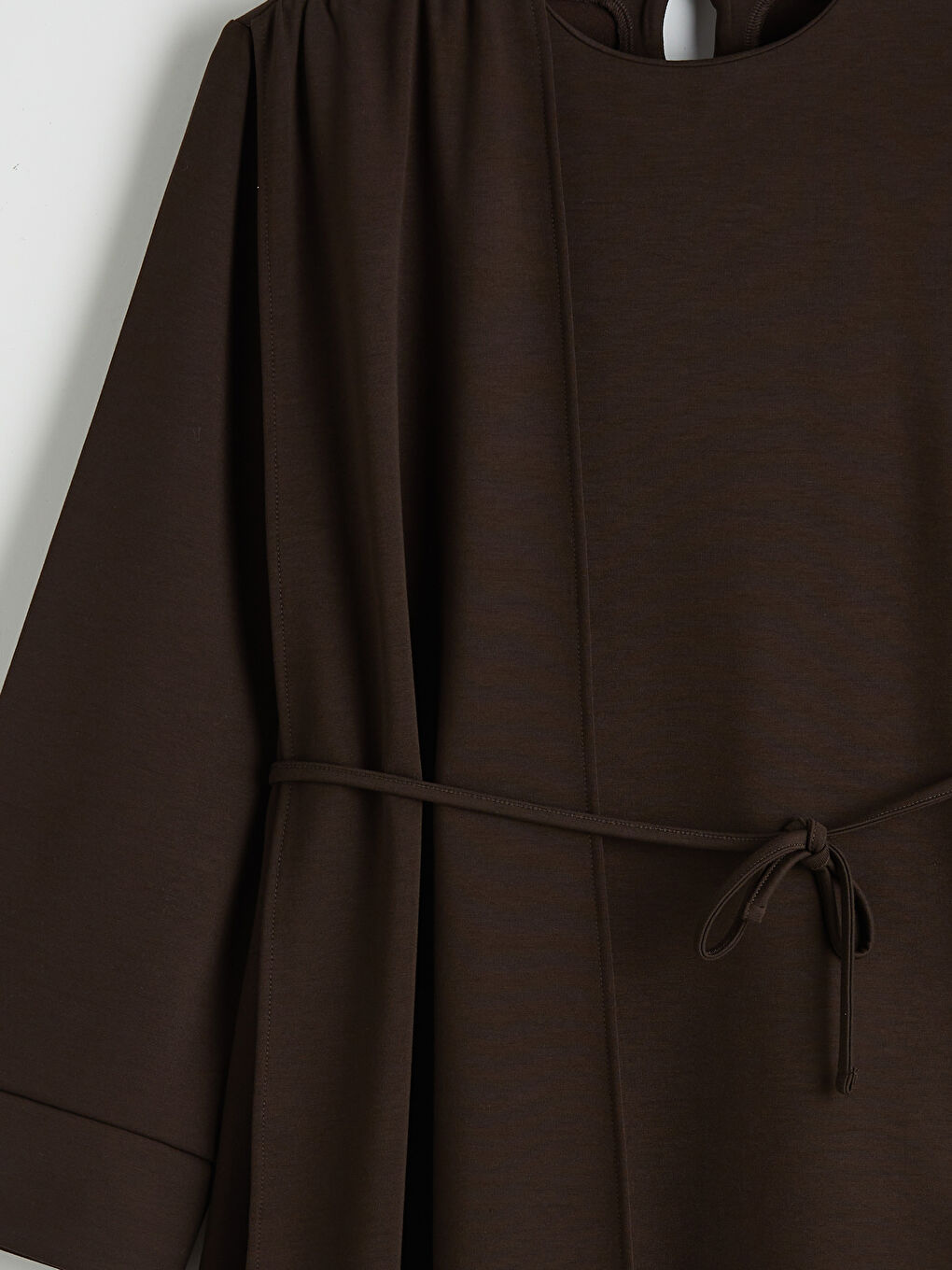 Kahverengi Bisiklet Yaka Kuşaklı Büzgülü Bluz-2