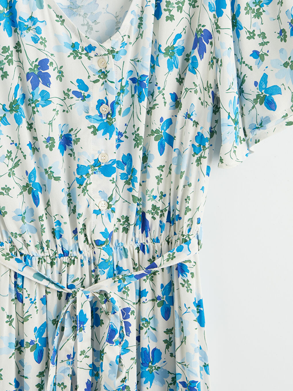 Ekru V Yaka Çiçekli Belden Oturtmalı Elbise-2