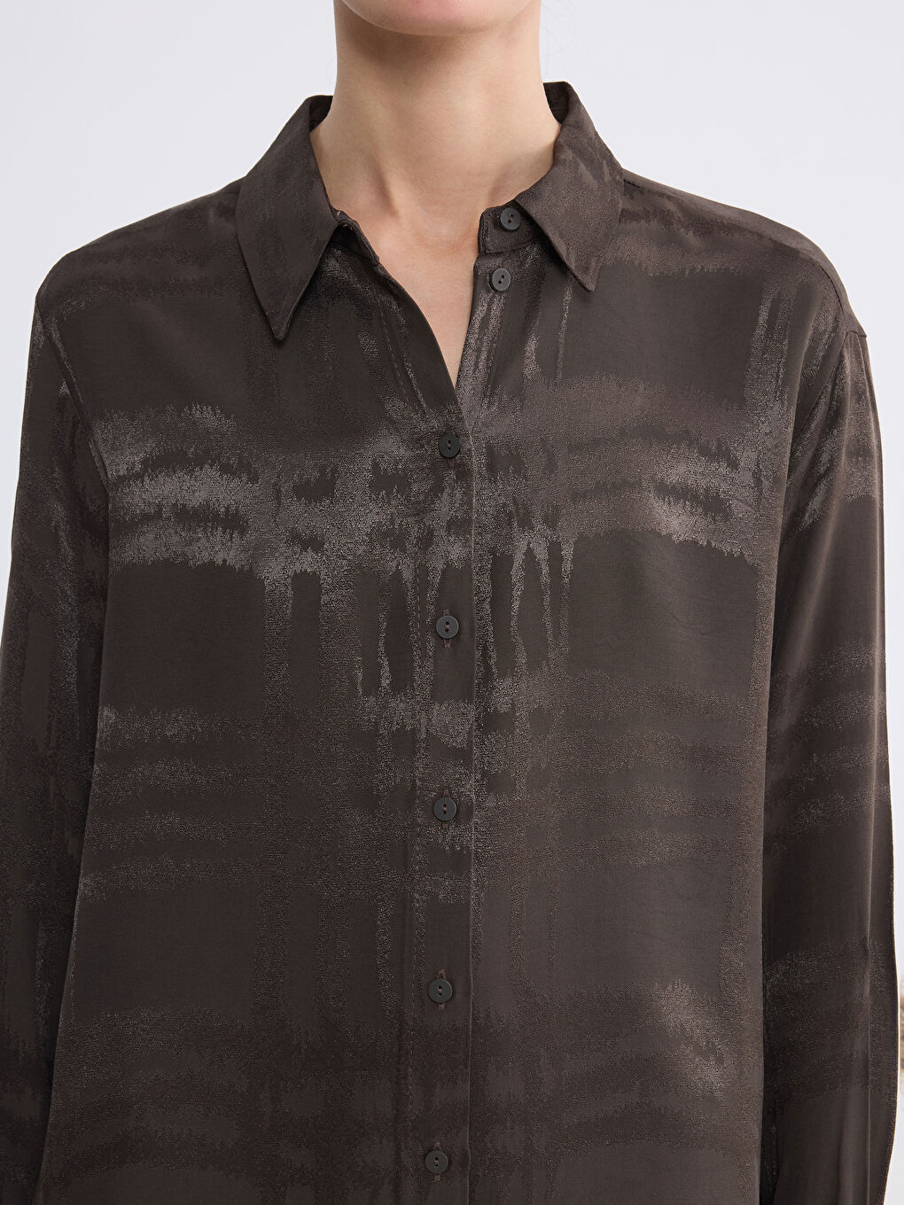 Kahverengi Desenli Kadın Gömlek-4