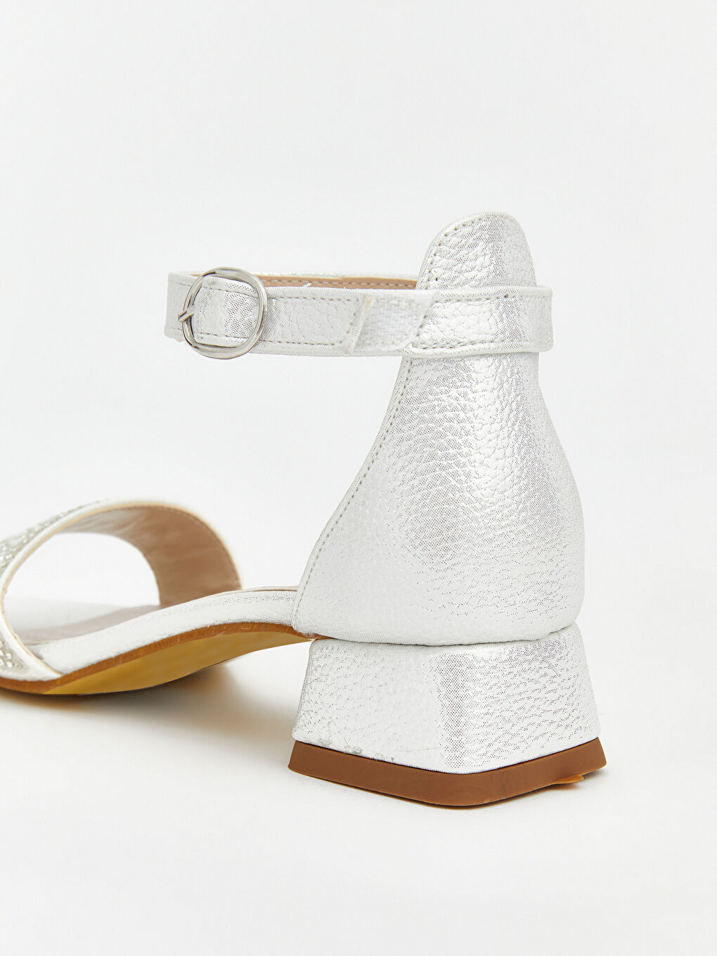 Beyaz Bilekten Bağlamalı Kız Çocuk Topuklu Ayakkabı-4