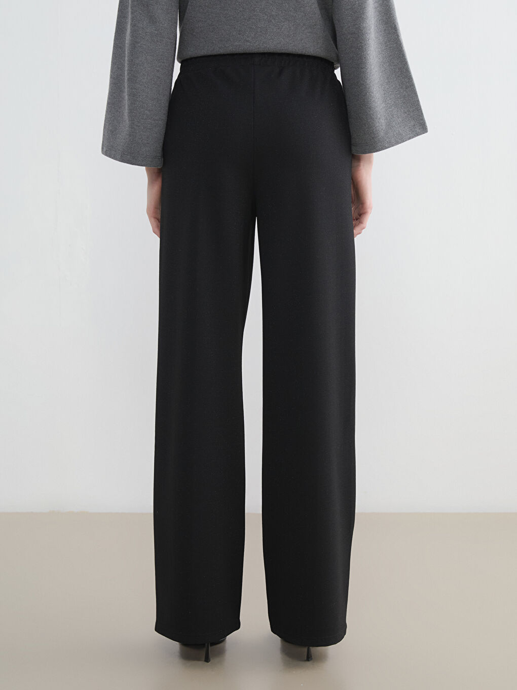 Siyah Beli Lastikli Soft Touch Kadın Eşofman Altı-3