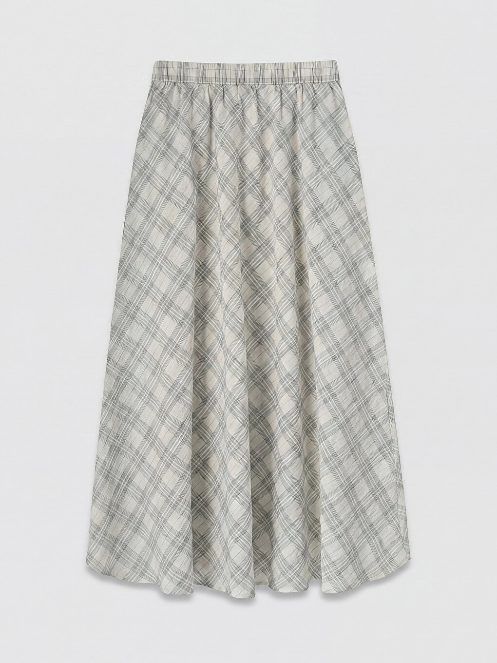 Woman White Skirt-5