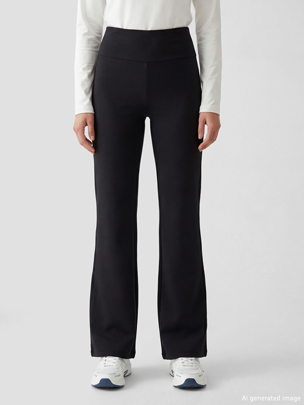 Siyah Beli Lastikli İspanyol Paça Kadın Spor Tayt-1