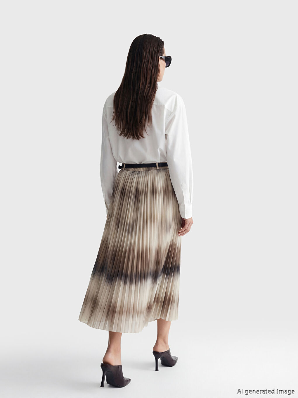 Kahverengi Beli Kemerli Desenli Pileli Etek-3