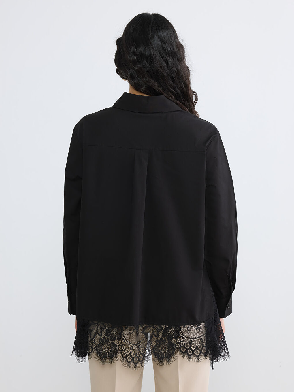 Siyah Dantel Detaylı Kadın Gömlek Tunik-3