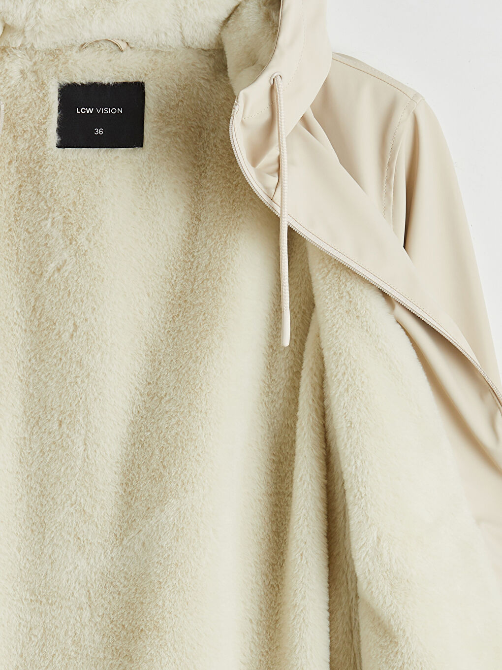 Bej Kapüşonlu Kadın Yağmurluk-5