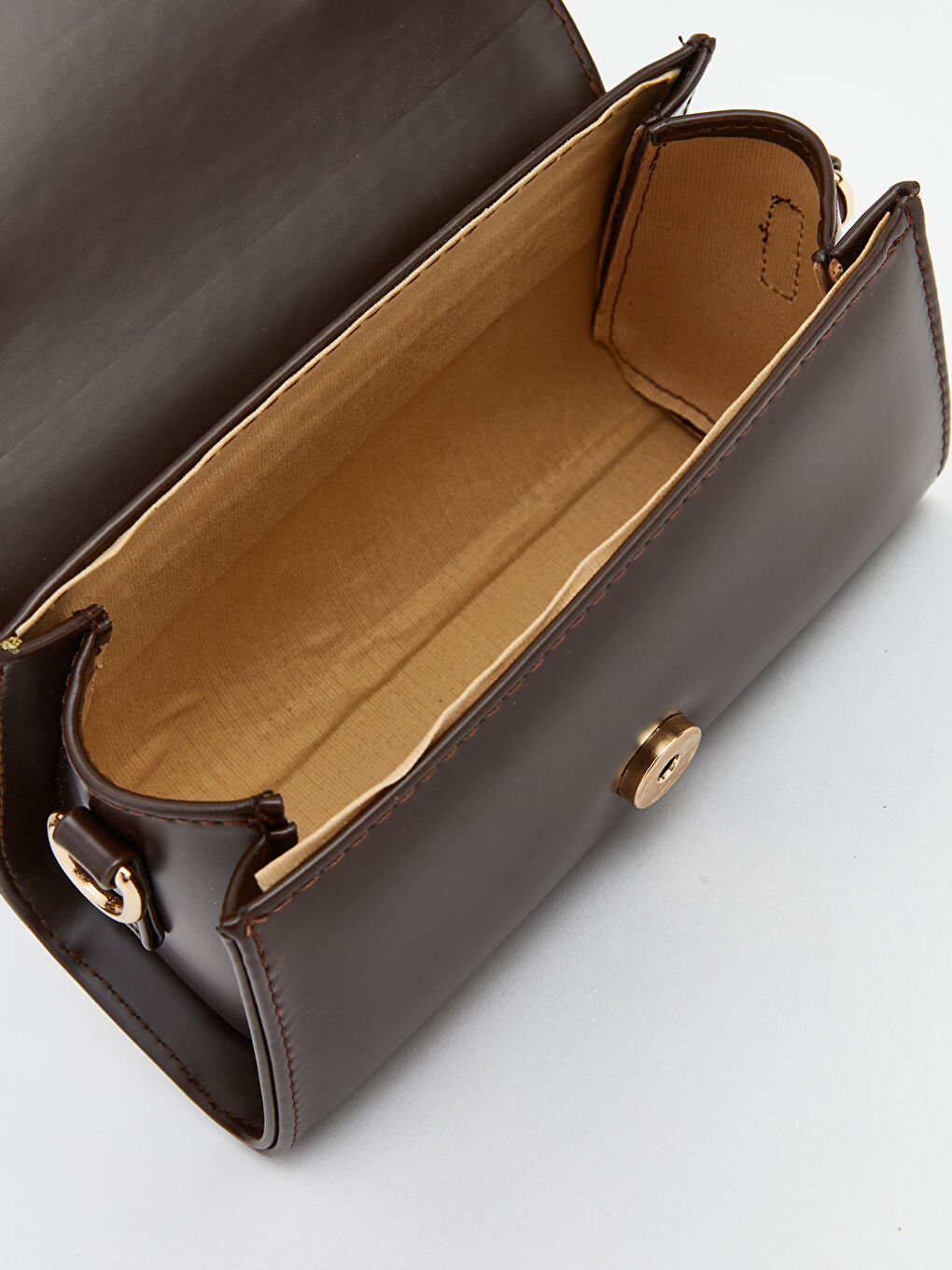 Kahverengi Deri Görünümlü Kadın El Çantası-2