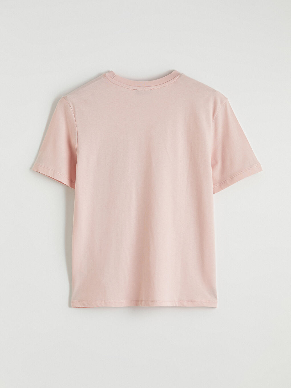 Pembe Bisiklet Yaka Nakışlı Kadın Tişört-2