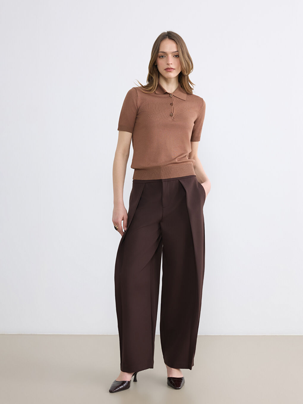 Kahverengi Polo Yaka Kadın Triko Kazak-1