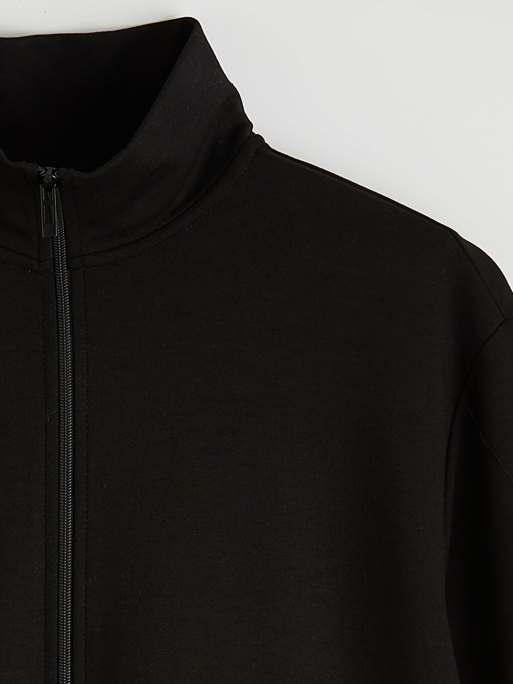 Siyah Dik Yaka Büzgülü Kadın Fermuarlı Sweatshirt	-2