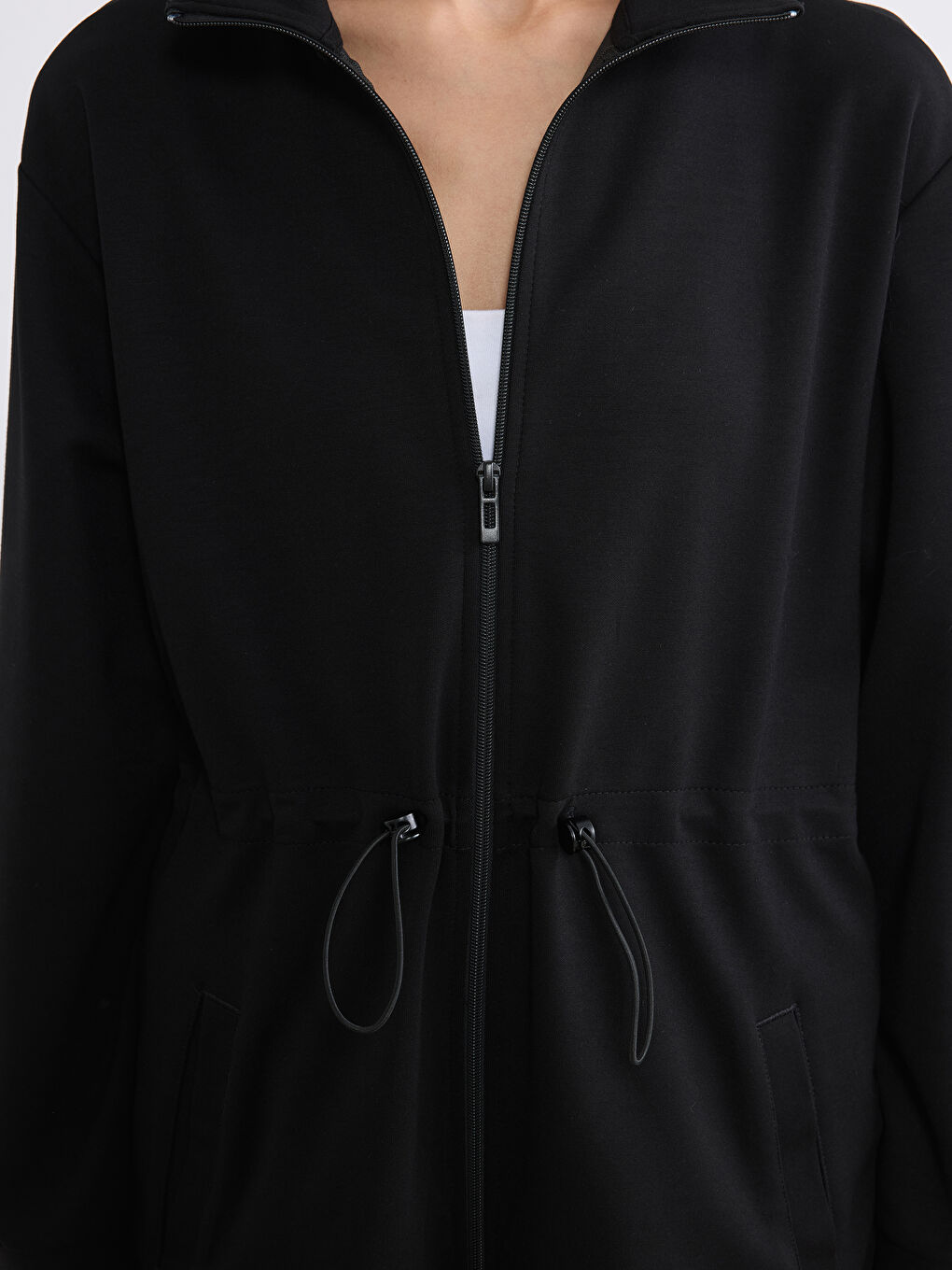 Siyah Dik Yaka Büzgülü Kadın Fermuarlı Sweatshirt	-3