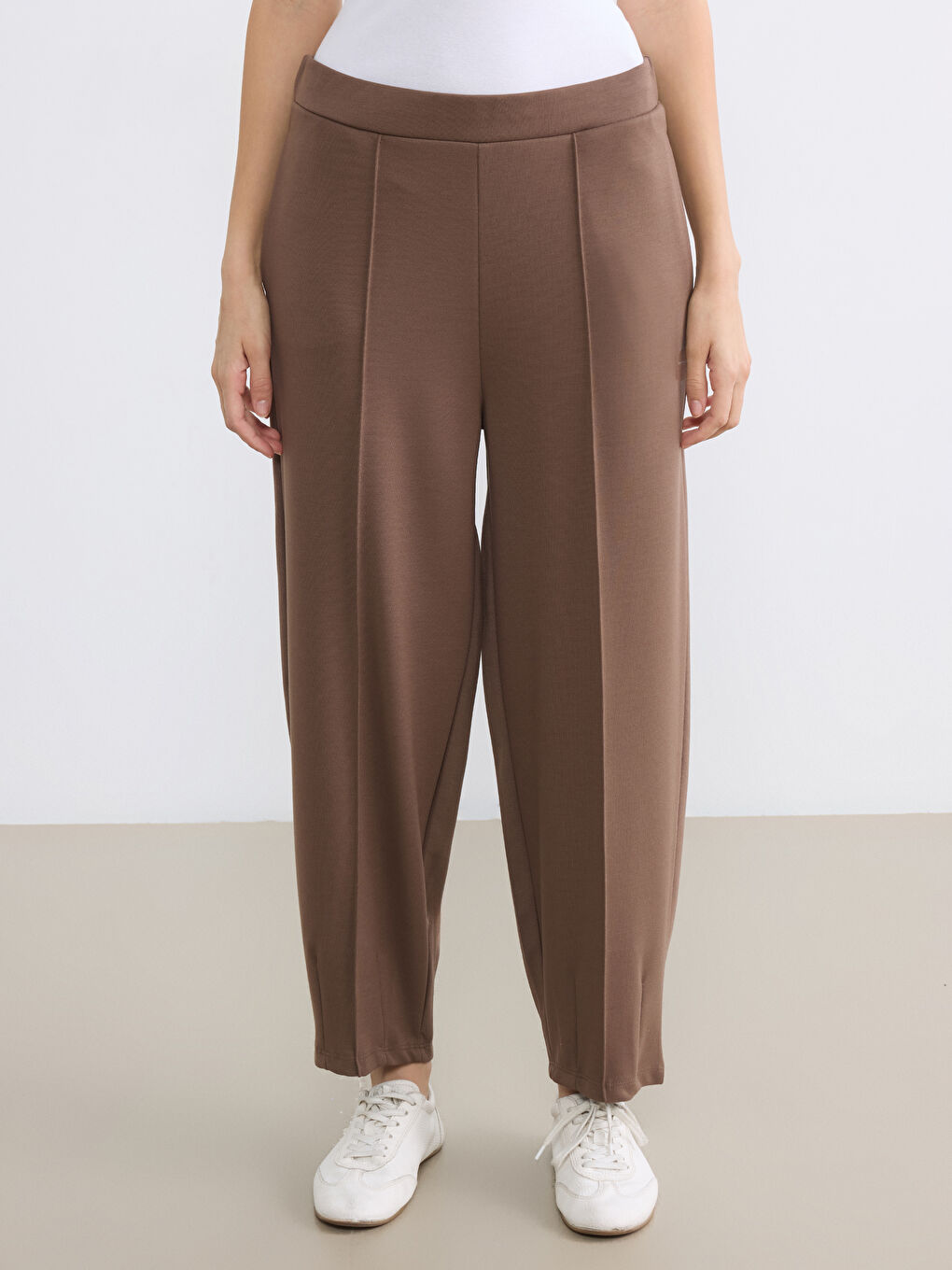 Kahverengi Beli Lastikli Soft Touch Kadın Eşofman Altı-1