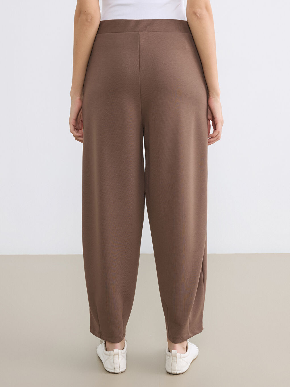 Kahverengi Beli Lastikli Soft Touch Kadın Eşofman Altı-3