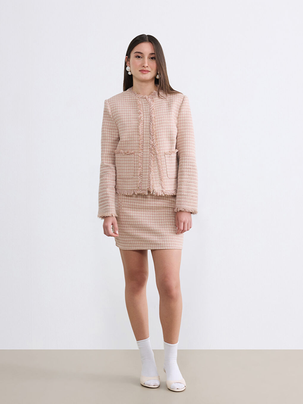 Pembe Bisiklet Yaka Püsküllü Kadın Tüvit Ceket-1