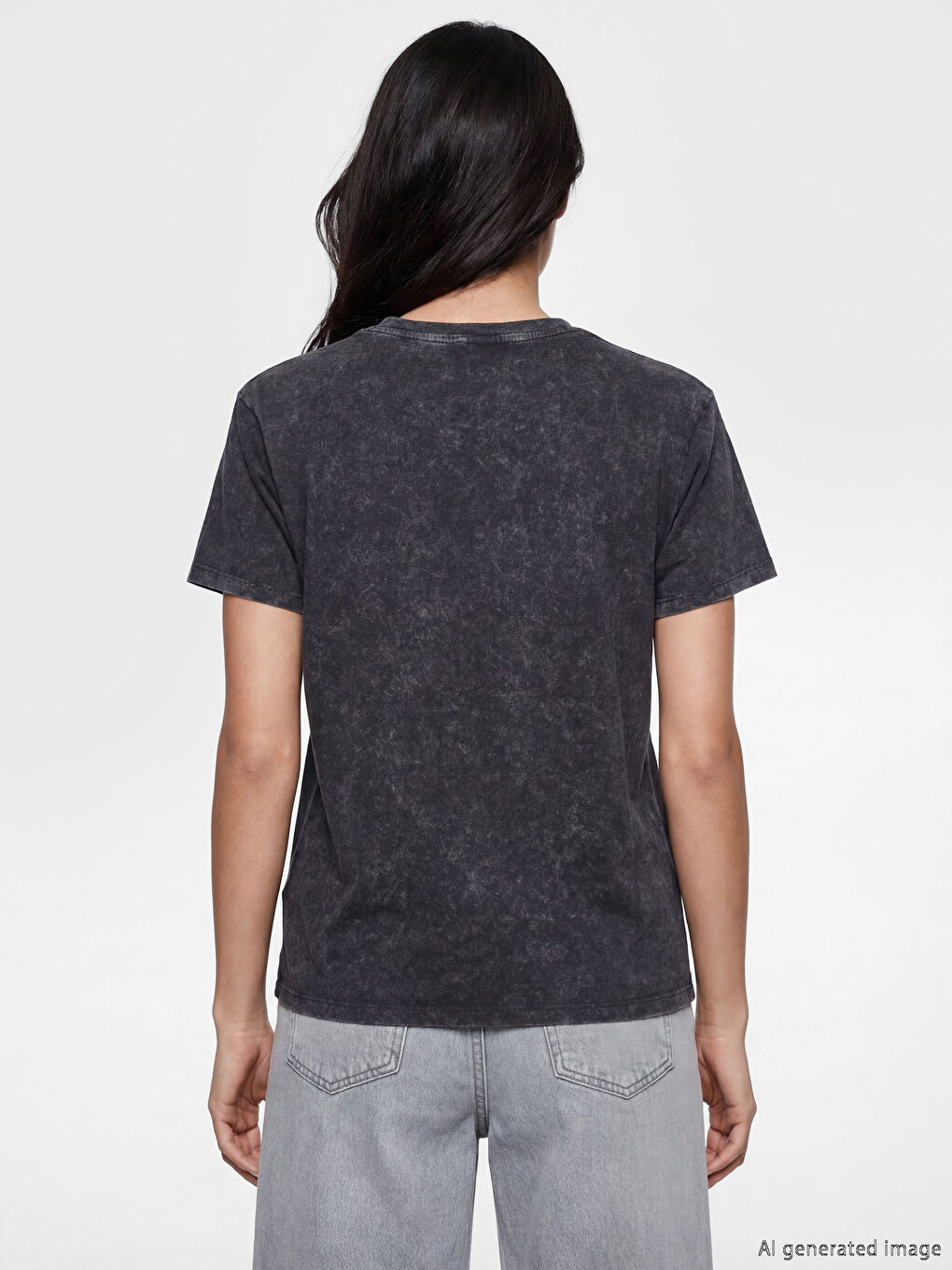 Женская футболка с круглым вырезом, украшенная стразами-2