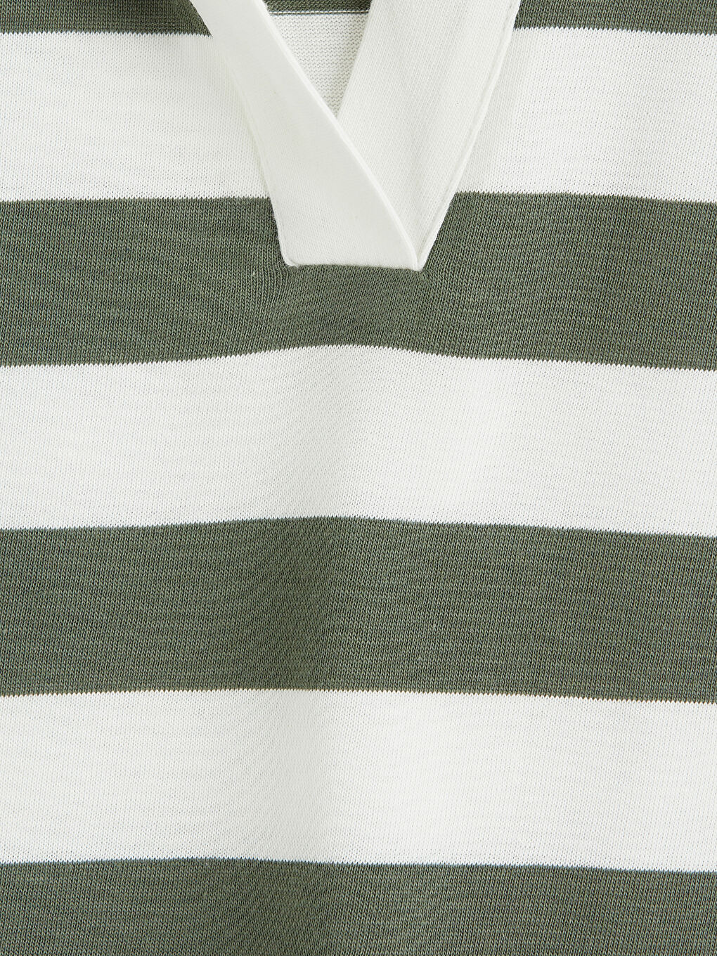Yeşil Polo Yaka Çizgili Kadın Tişört-6