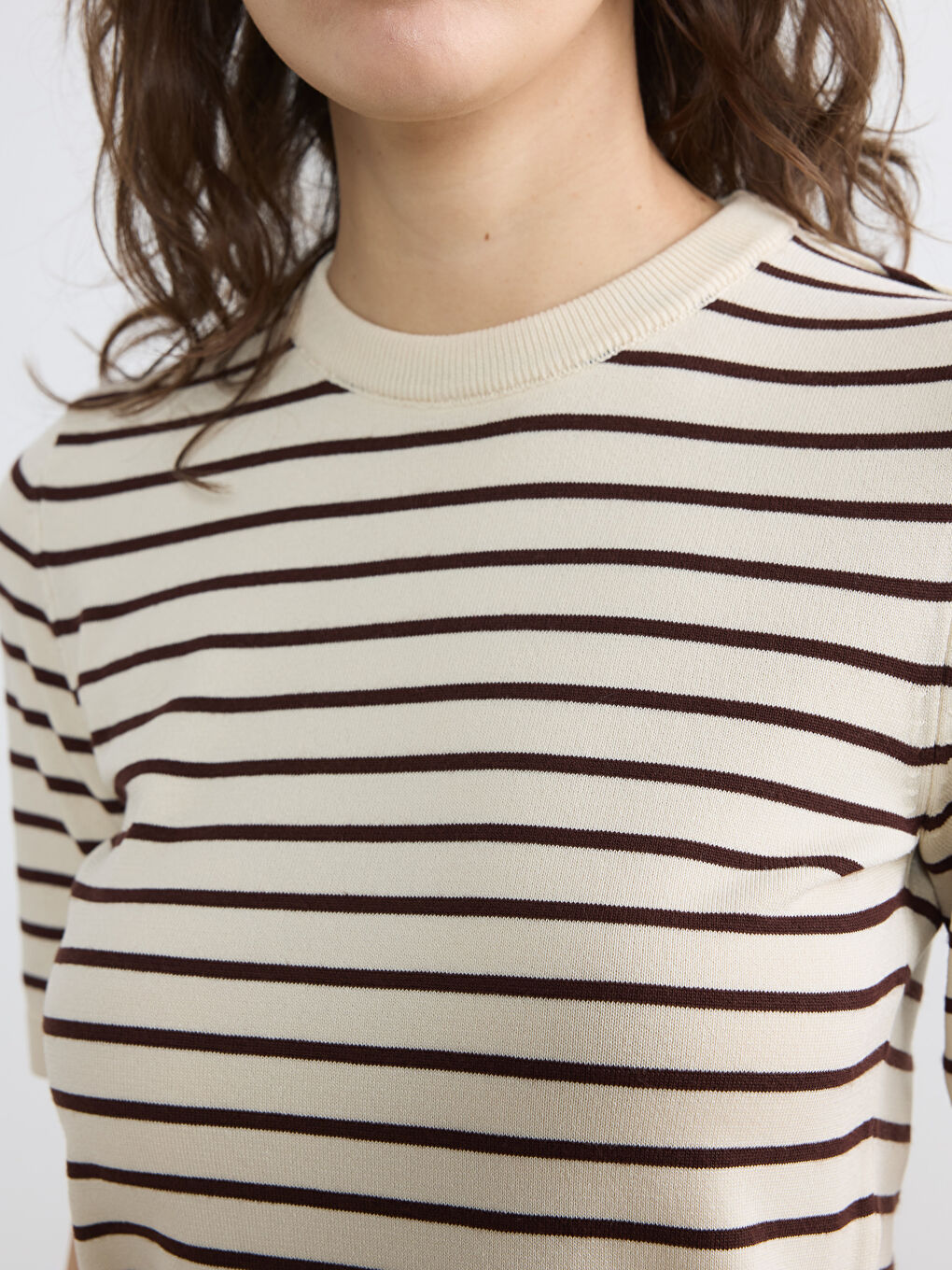 Ekru Bisiklet Yaka Çizgili Kadın Triko Kazak-2