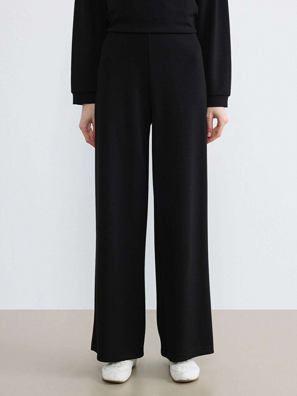 Siyah Yüksek Bel Soft Touch Kadın Eşofman Altı-5