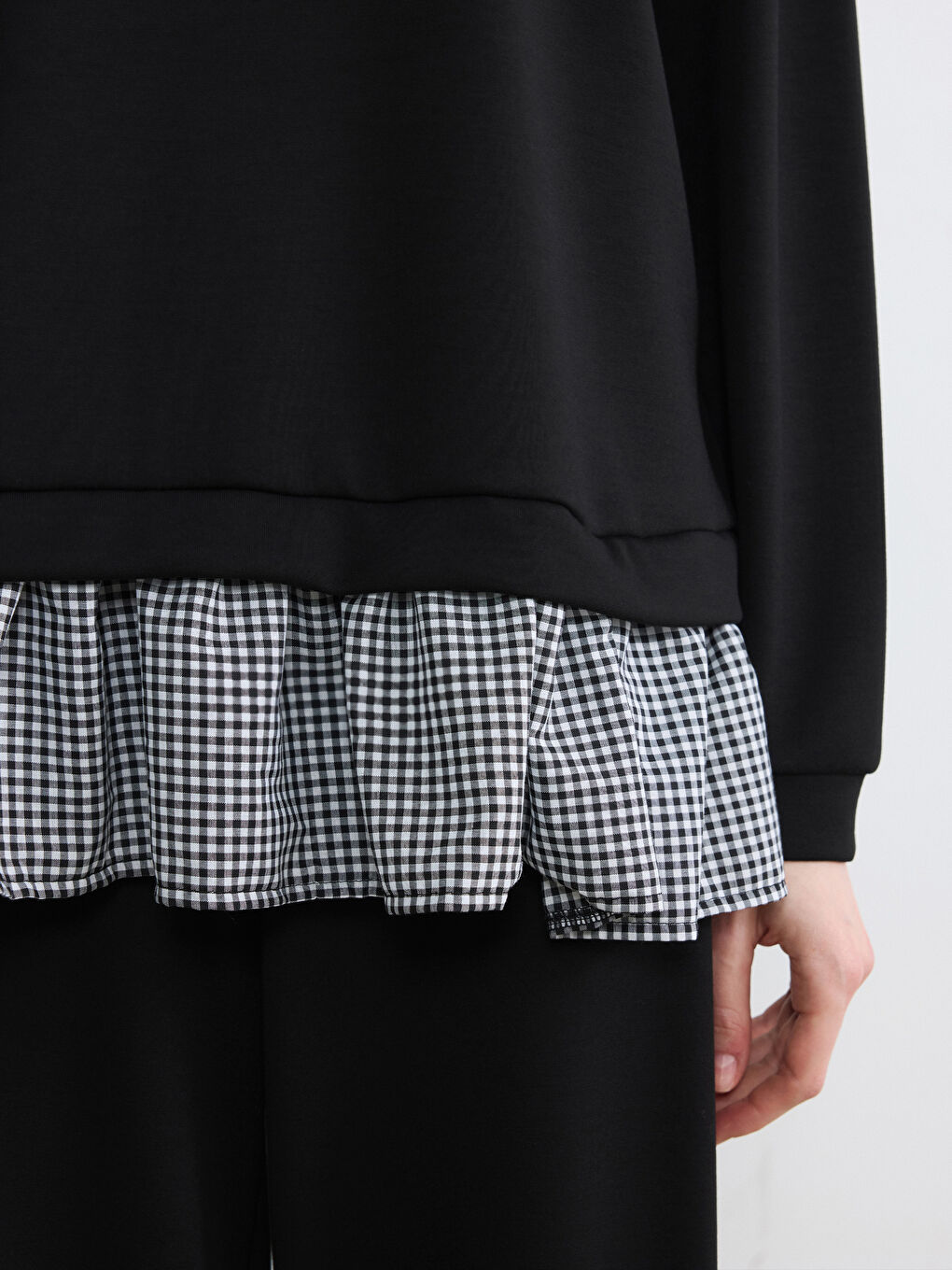 Siyah Bisiklet Yaka Ekose Kadın Sweatshirt Tunik-5