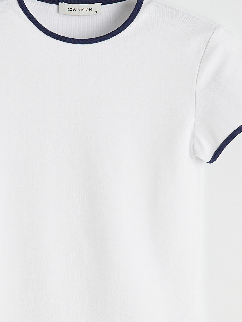 Ekru Bisiklet Yaka Kadın Tişört-2