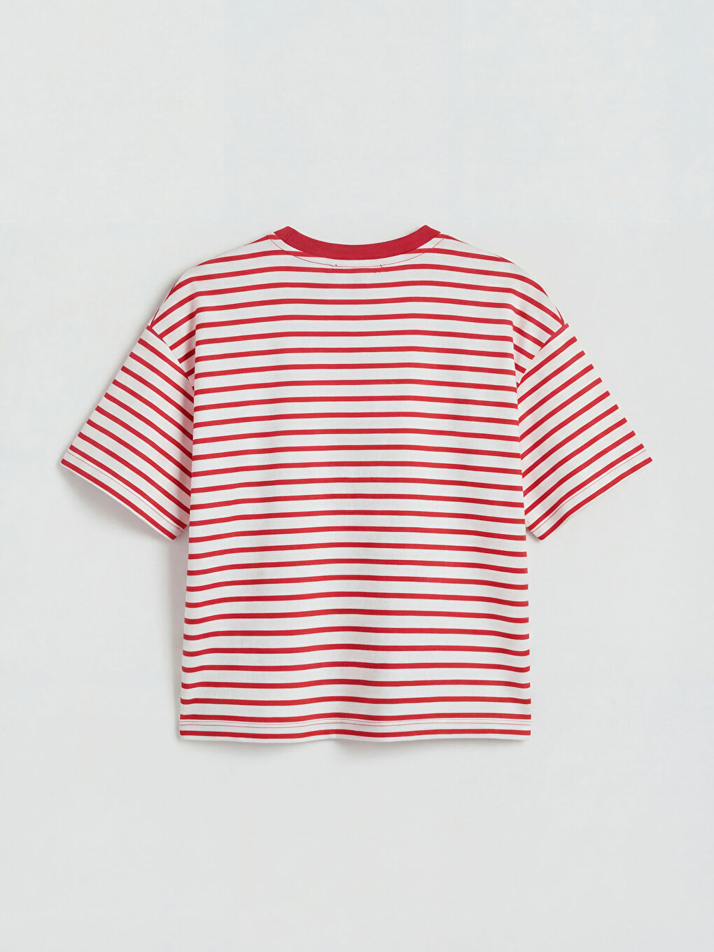 Kırmızı Bisiklet Yaka Çizgili Oversize Kadın Tişört-4