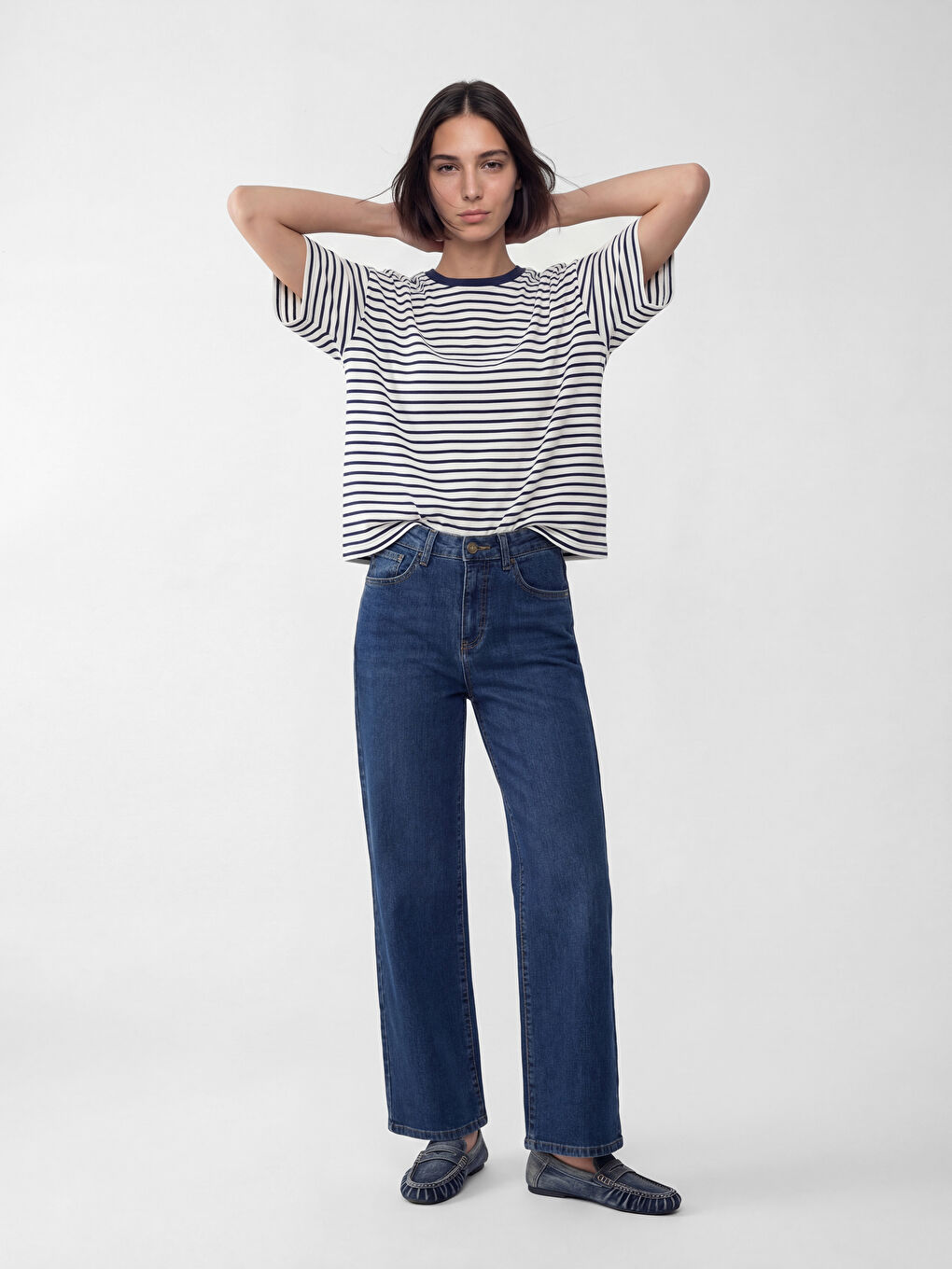 Lacivert Bisiklet Yaka Çizgili Oversize Kadın Tişört-1
