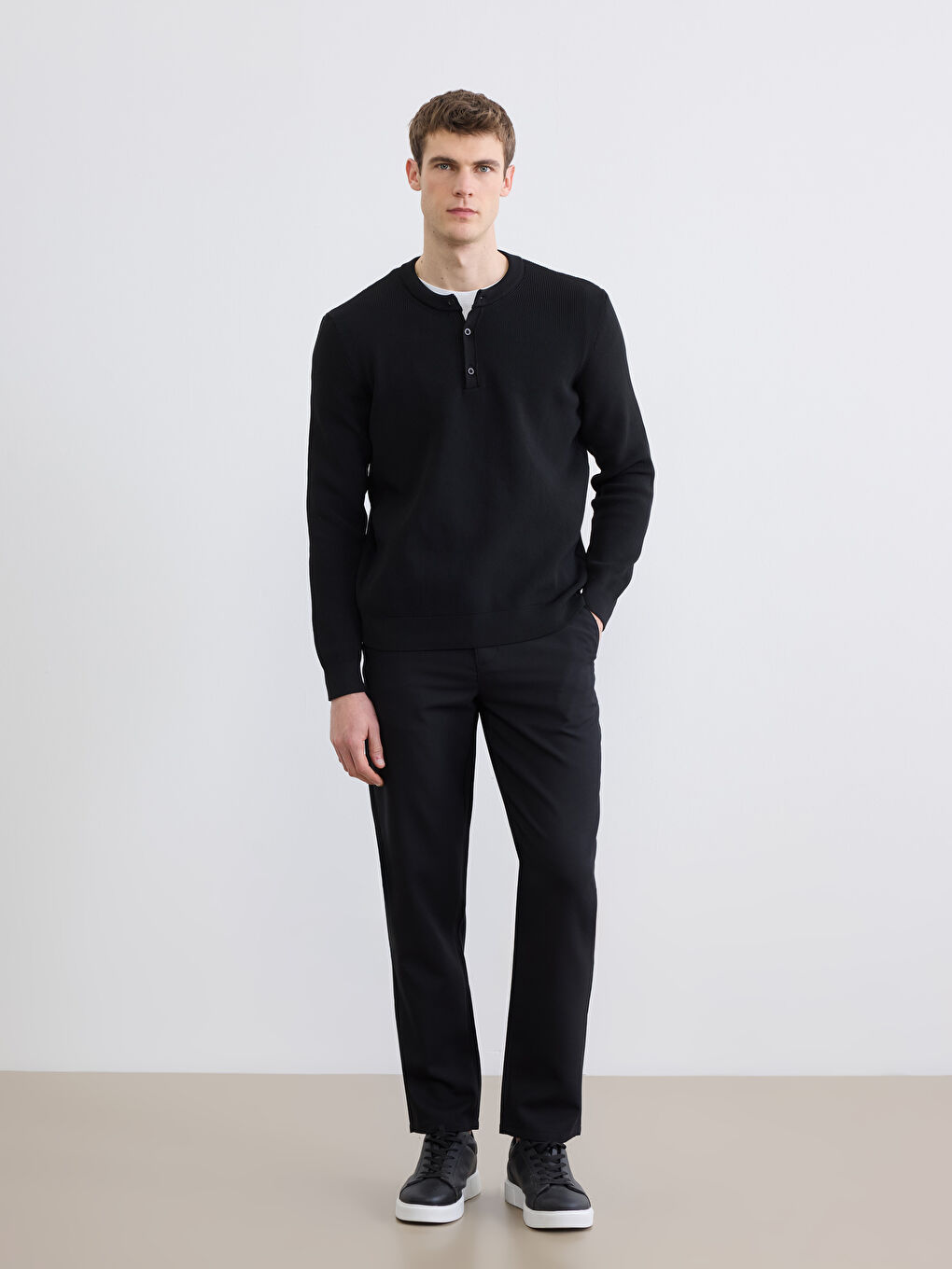 Siyah Bisiklet Yaka Erkek Triko Kazak-1