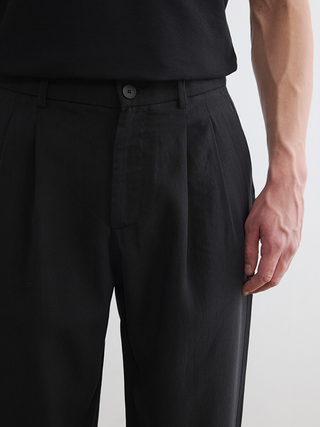 Regular Fit Gabardine Men's Pleated Trousers-2
