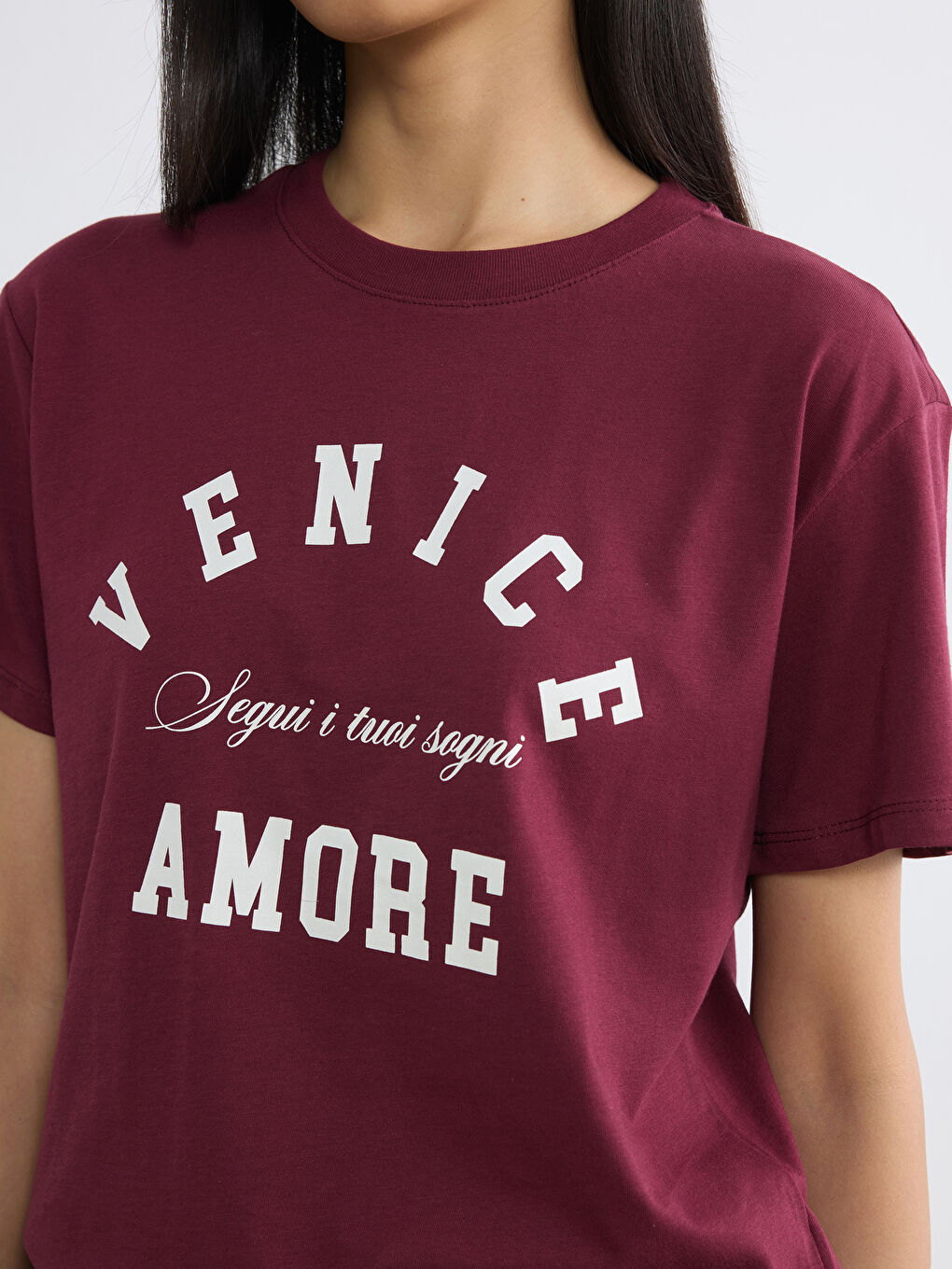 дөңгелек жағалы venice принтті әйелдер футболкасы-2