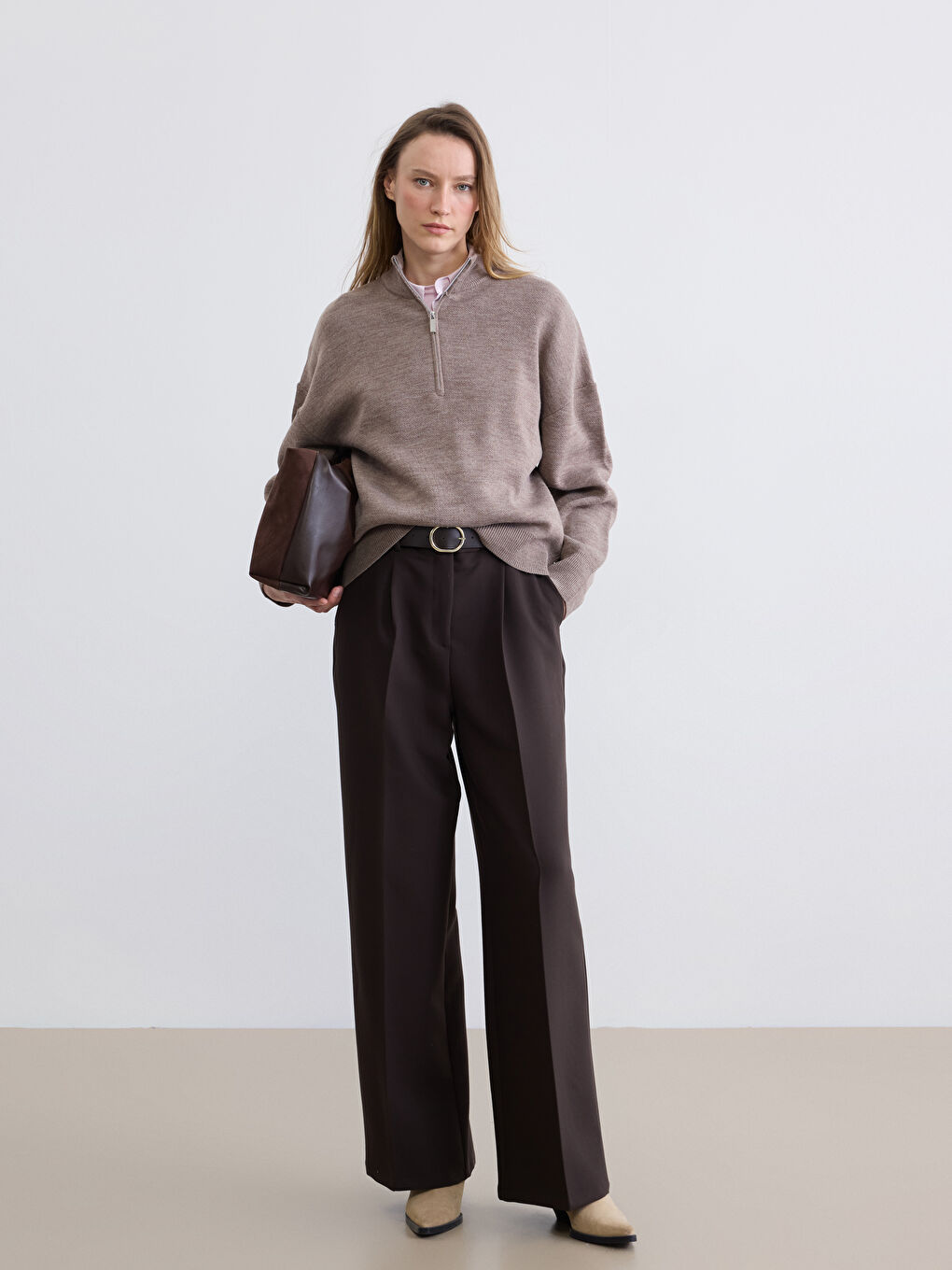 Bej Dik Yaka Kadın Triko Kazak	-1