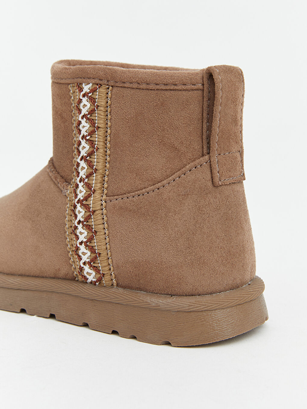 Bej Nakış Detaylı İçi Suni Kürklü Kız Çocuk Bot-4