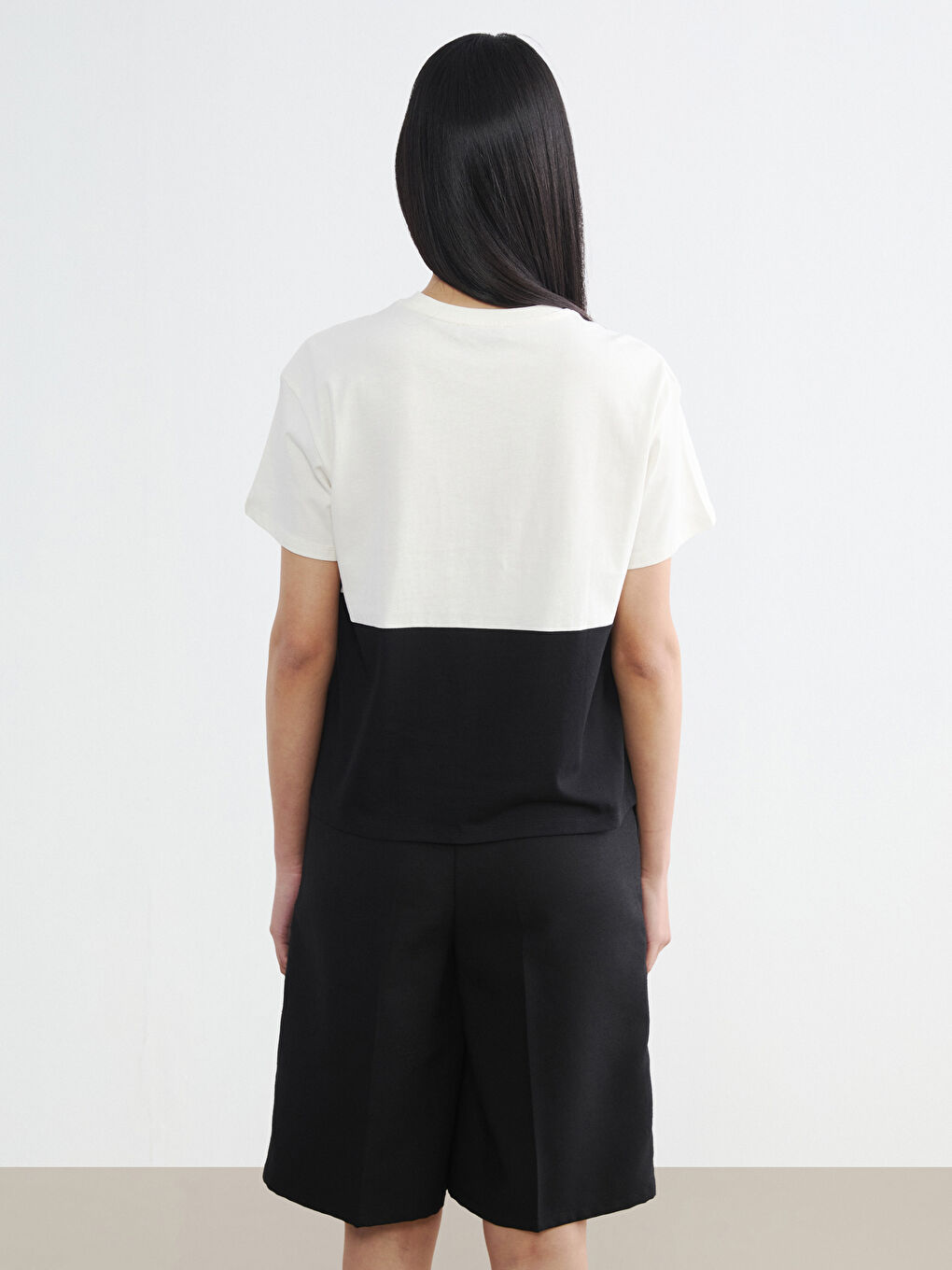 Блузка с кружевной отделкой и круглым вырезом-3