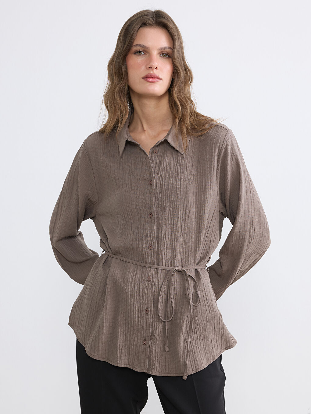 Women's Sash Seersucker Shirt