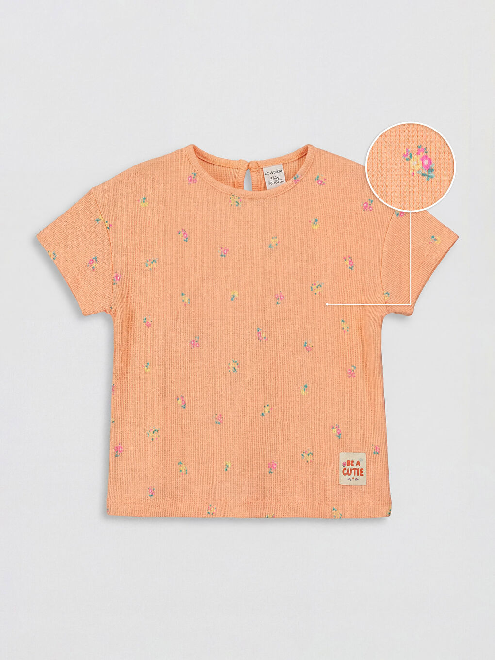 Футболка для девочек с круглым вырезом и цветочным узором