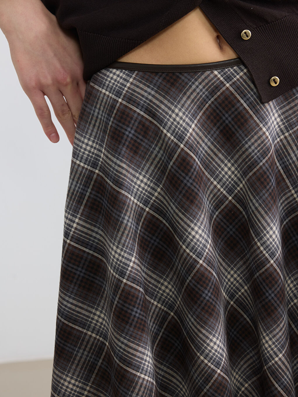 Әйелдер қоңыр Белдемше-2